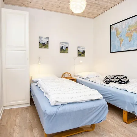 6 Person Holiday In B Rkop *